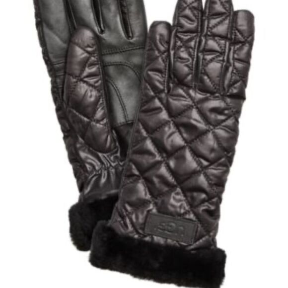 UGG® Quilted Performance Gloves size Small - Picture 1 of 5